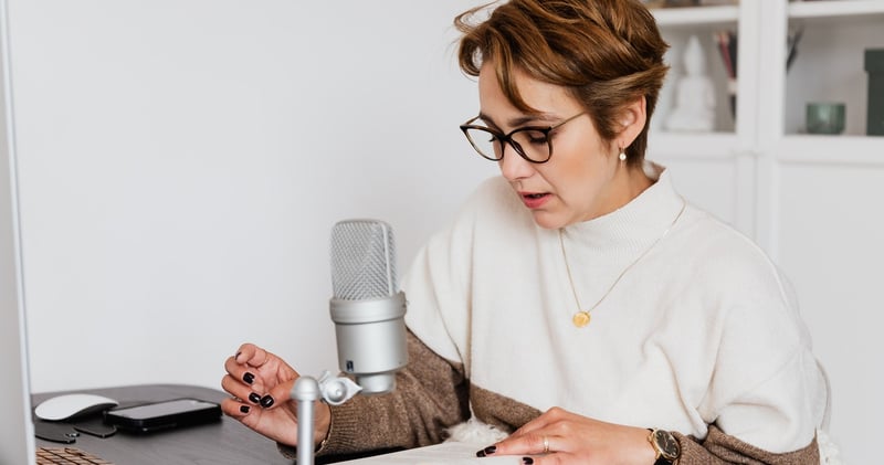How to Become a Voice Actor